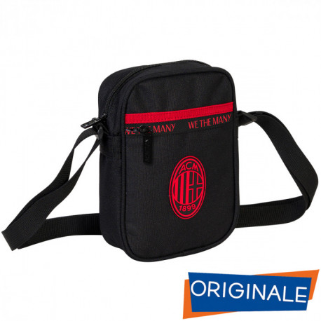 BORSELLO TRACOLLINA AC MILAN OFFICIAL PRODUCT 1 ZIP TASCA CON ZIP NERA LOGO ROSSO 22X16X6CM WE THE MANY DA SEVEN ITALY Parole e Pensieri